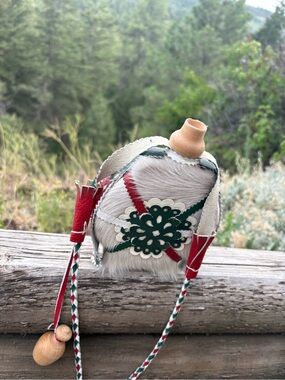 Vintage Hungarian Folk Art Canteen with Traditional Design